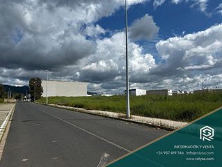 Terreno en venta en El Higuerón en Córdoba