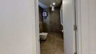 Oficina en venta en Playa Bajadilla-Puertos en Marbella
