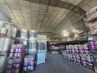 Nave industrial en venta en Montequinto en Dos Hermanas