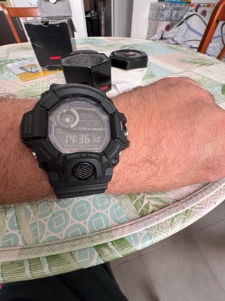 Casio G-Shock Rangeman GW-9400 "Black Out" – Full