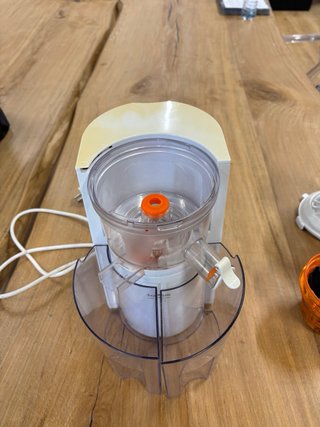Licuadora Taurus Liquajuice prensado frío