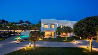 Casa adosada en alquiler en Los Naranjos - Las Brisas en Marbella