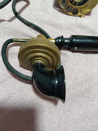 TELÉFONO ANTIGUO