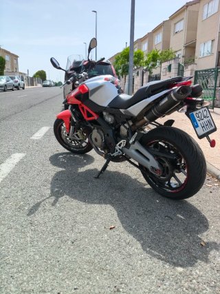 Aprilia shiver 750 limitada en papeles