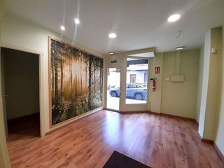 Local comercial en alquiler en Eixample en Prat de Llobregat, El
