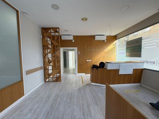 Local comercial en alquiler en La Laguna en Cádiz