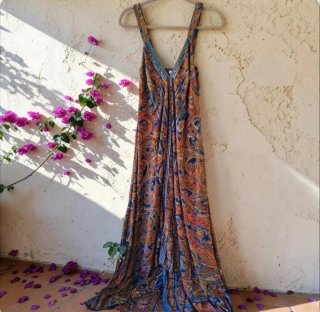 Vestido largo estampado paisley