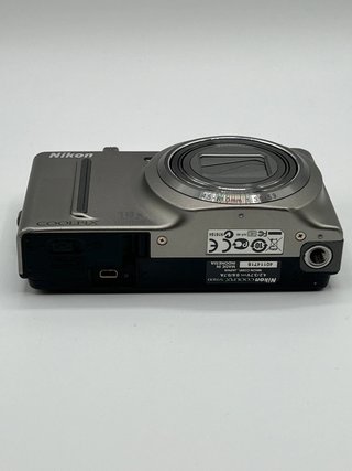 Nikon coolpix s9100