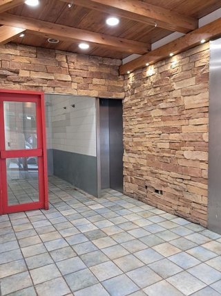 Local comercial en alquiler en San Pedro de Deusto-La Ribera en Bilbao