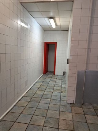 Local comercial en alquiler en San Pedro de Deusto-La Ribera en Bilbao