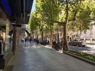 Local comercial en alquiler en Avda de Madrid - Pº de la Estación en Jaén