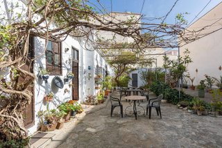 Edificio en venta en Centro en Salobreña