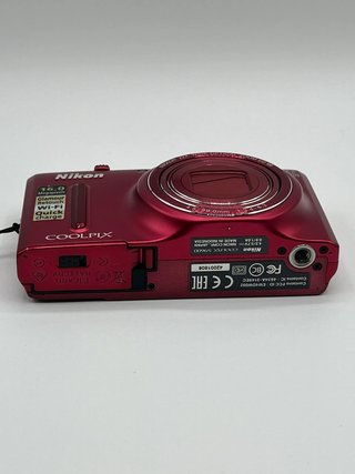 Nikon coolpix s9600