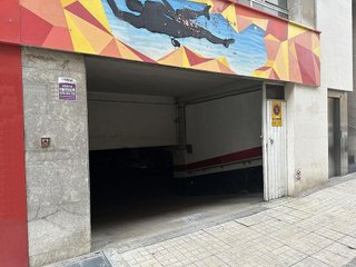 Garaje en venta en Santo Domingo y San Martín  en Huesca