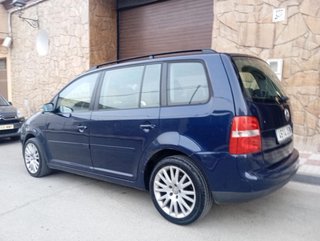 Venta o cambio Volkswagen Touran 2004