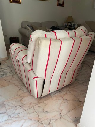 Sillón reclinable en buen estado