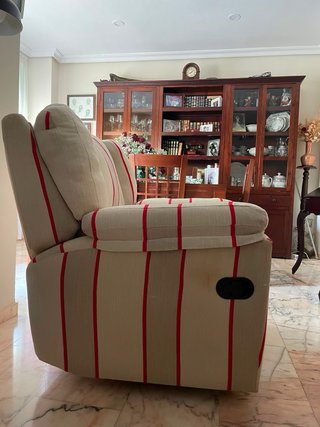 Sillón reclinable en buen estado