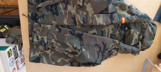 Chaquetón militar boscoso