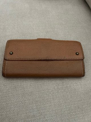 Cartera de piel grande marrón