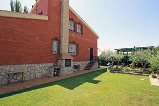 Chalet en venta en Cabanillas del Campo
