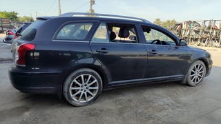Toyota Avensis 2.0 G 2003 Familiar