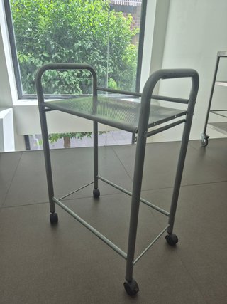 ​Carrito de Servicio Profesional Metal con Ruedas