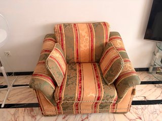 Sofá 3 plazas y dos sillones a juego