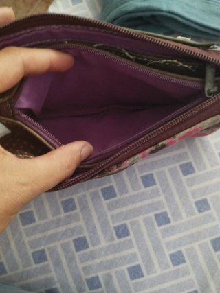 Cartera de mano, Ventis