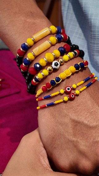 Cadenas de oro con dijes
