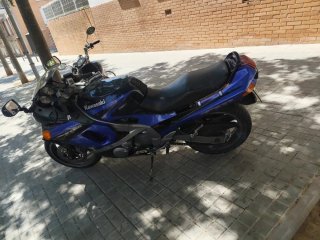 Kawasaki zzr 600