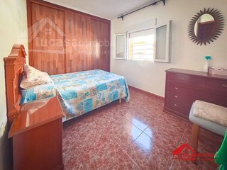 Piso en venta en Santa Rosa - Valdeolleros en Córdoba