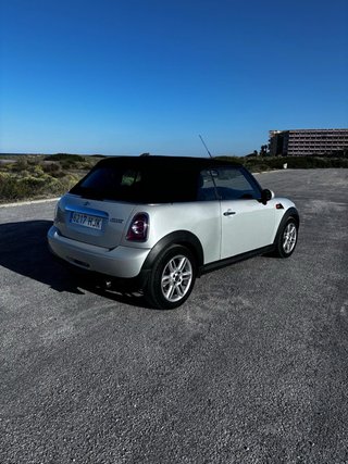 MINI Cooper 2012