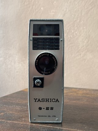 Cámara de vídeo Yashica 8mm