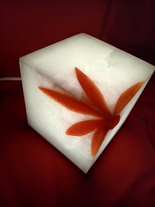 Lampara cubica de alabastro
