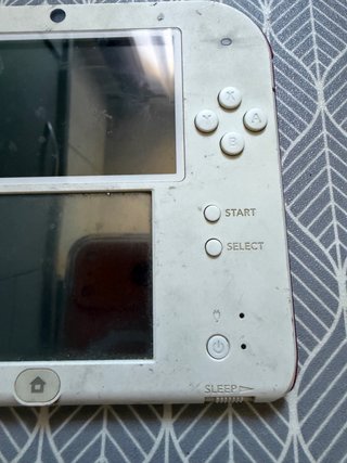 Nintendo 2DS console