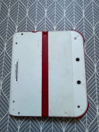 Nintendo 2DS console