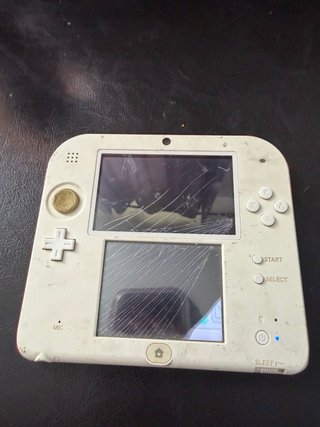 Nintendo 2DS console