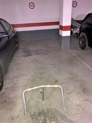 Garaje en venta en Los Olivos en Huesca