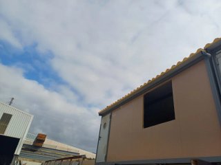 Casetas prefabricadas de panel Sandwich a medida