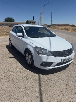 KIA ProCeed 2011