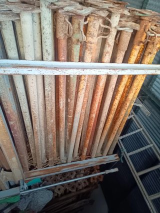 Puntal de obra 3 metros. Se venden por unidad