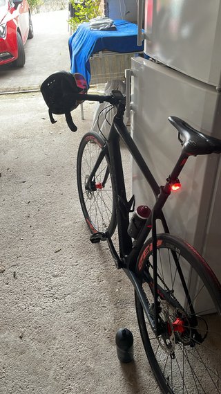 Bicicleta de carretera de carbono talla 56 Cube