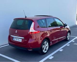 Renault Grand Scenic 2012