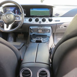 Mercedes-Benz E300 2019