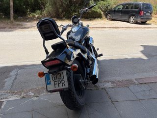 Moto SUZUKI INTRUDER M800 en perfecto estado