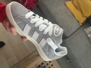 Zapatos adidas