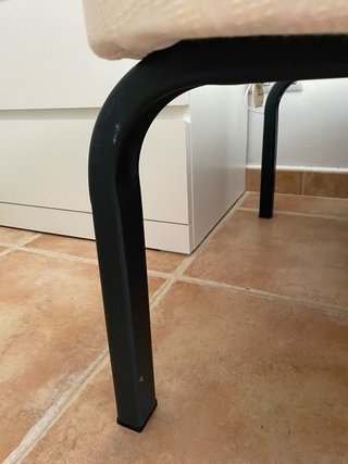 Base cama + mesilla + estantería blanco (+cómodas)