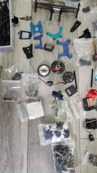 Coche RC material diverso