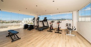 Ático en alquiler en Nueva Andalucía centro en Marbella