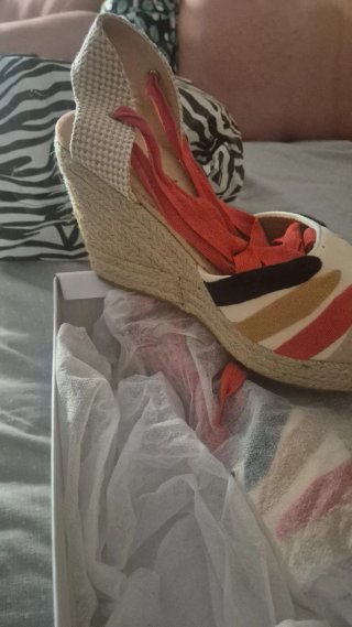 Sandalias cuña amarillas talla 39
